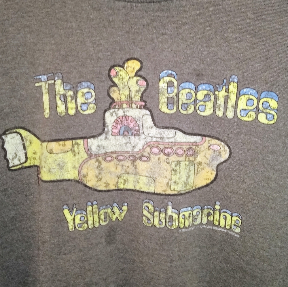The Beatles Yellow Submarine older t-shirt